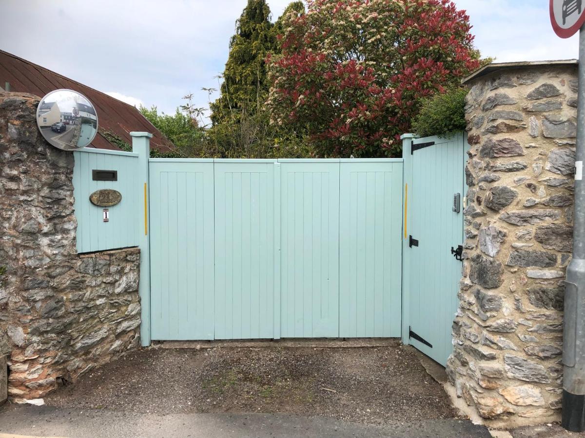 Frog Palace - Secure Parking-Outside Area-Topsham-Exeter-Beach-Chiefs-WiFi Eksteriør bilde