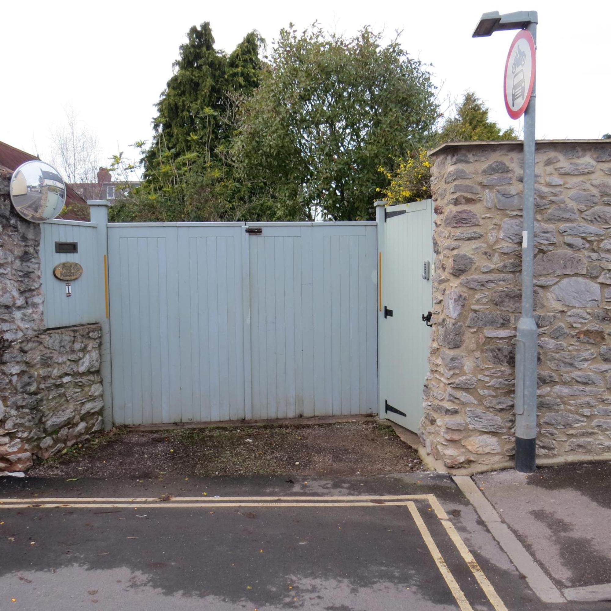 Frog Palace - Secure Parking-Outside Area-Topsham-Exeter-Beach-Chiefs-WiFi Rom bilde